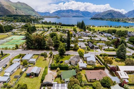 Photo of property in 190 Warren Street, Wanaka, 9305