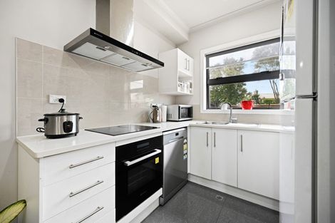 Photo of property in 3/2 Rosalind Street, Deanwell, Hamilton, 3206