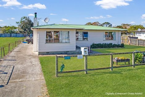 Photo of property in 22 Carlson Street, Dannevirke, 4930