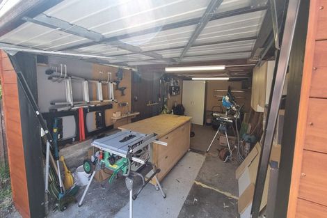 Photo of property in 37 Cuffs Road, Wainoni, Christchurch, 8061