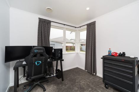 Photo of property in 35 Karamea Crescent, Kelvin Grove, Palmerston North, 4414