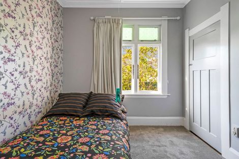 Photo of property in 11 Bear Street, Waverley, 4510