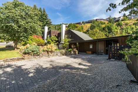 Photo of property in 49 Goldfield Heights, Queenstown, 9300