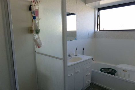 Photo of property in 44 Kahikatea Drive, Melville, Hamilton, 3206