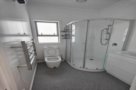 Photo of property in 28 Cudby Street, Woburn, Lower Hutt, 5011