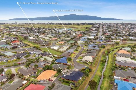 Photo of property in 11 Aburoc Place, Paraparaumu Beach, Paraparaumu, 5032