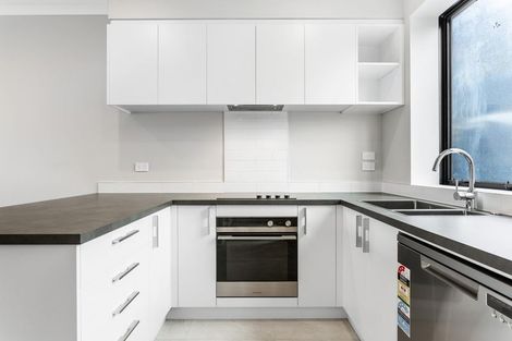 Photo of property in 16 Kerewhenua Crescent, Hobsonville, Auckland, 0616