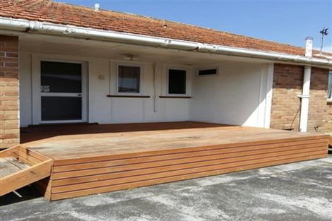 Photo of property in 13 Youngs Road, Papakura, 2110