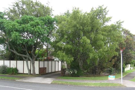 Photo of property in 1/158 Gossamer Drive, Pakuranga Heights, Auckland, 2010