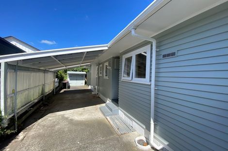 Photo of property in 19 Great North Road, Saint Johns Hill, Whanganui, 4501