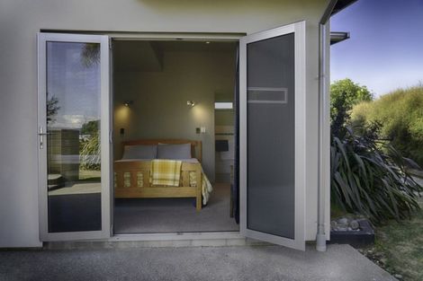 Photo of property in 8 Pisa Moorings Road, Mount Pisa, Cromwell, 9383