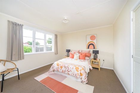 Photo of property in 10 Lewis Place, Highbury, Palmerston North, 4412