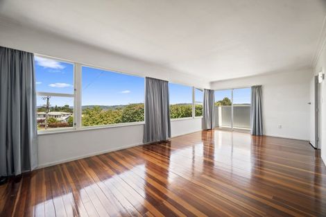 Photo of property in 20 Ingle Avenue, Waipahihi, Taupo, 3330