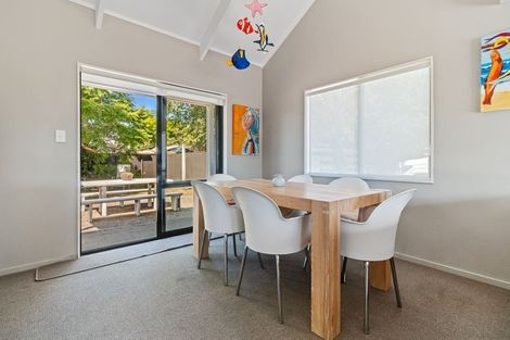 Photo of property in 9 Coronation Row, Pauanui, Hikuai, 3579