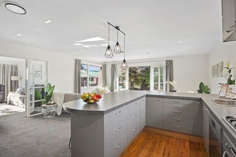 Photo of property in 6 Rossiter Avenue, Redwood, Christchurch, 8051