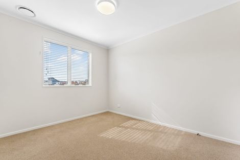Photo of property in 9 De Havilland Road, Hobsonville, Auckland, 0616