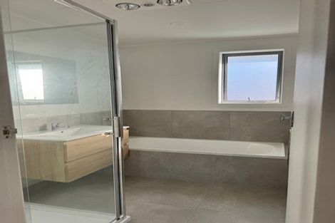 Photo of property in 2/32 Sapphire Place, Chartwell, Hamilton, 3210