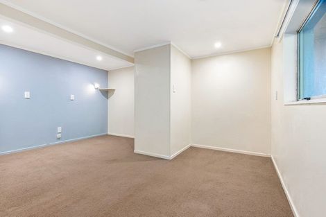 Photo of property in 12 Kelston Street, New Lynn, Auckland, 0600