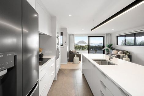 Photo of property in 2/26 Pillans Road, Otumoetai, Tauranga, 3110