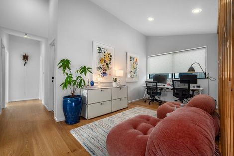 Photo of property in 2 Matau Way, Hauraki, Auckland, 0622