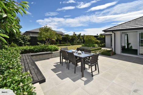 Photo of property in 5 Gosling Crescent, Halswell, Christchurch, 8025