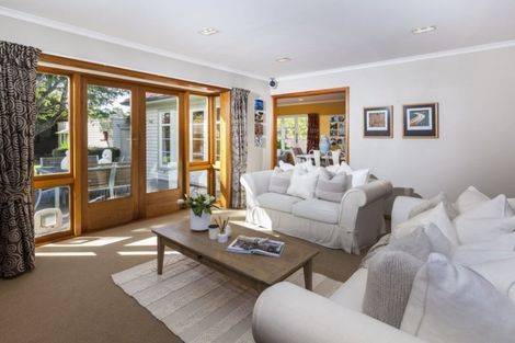 Photo of property in 100 Brookside Terrace, Bryndwr, Christchurch, 8053