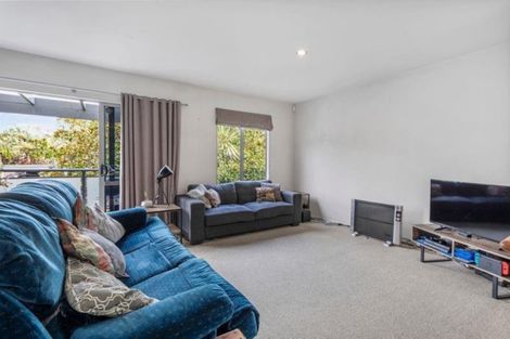 Photo of property in 7/33 School Road, Morningside, Auckland, 1021