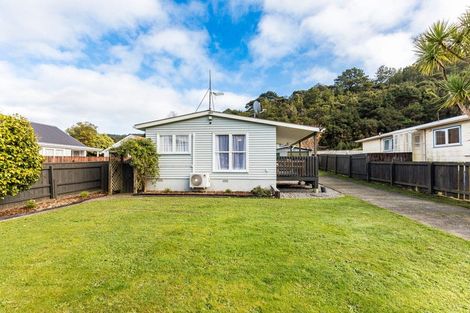 Photo of property in 43 Mohaka Street, Wainuiomata, Lower Hutt, 5014