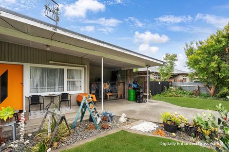 Photo of property in 243 Kenilworth Road, Mayfair, Hastings, 4122