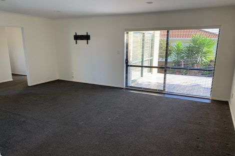 Photo of property in 2/22 Ardagh Place, Dannemora, Auckland, 2016