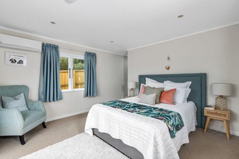 Photo of property in 18a Willis Street, Torbay, Auckland, 0630