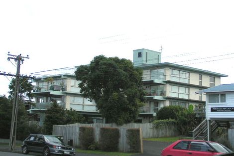 Photo of property in 3/6 Bruce Street, Northcote Point, Auckland, 0627