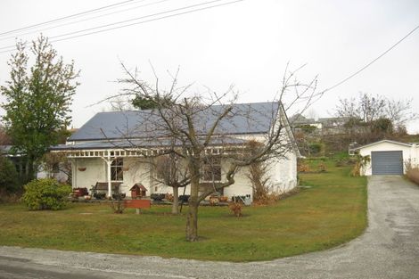 Photo of property in 16 Caernarvon Street, Arrowtown, 9302