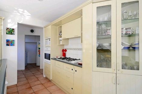 Photo of property in 11 Beeston Place, Redwood, Christchurch, 8051