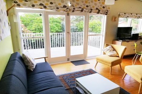 Photo of property in 1 Paramu Avenue, Birkdale, Auckland, 0626