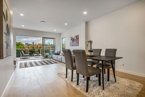 Photo of property in 55b Merriefield Avenue, Forrest Hill, Auckland, 0620