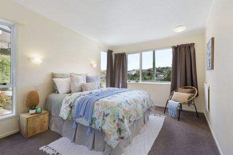 Photo of property in 2/10 Yarrow Place, Papakowhai, Porirua, 5024