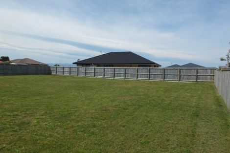 Photo of property in 6 Oxnam Place, Foxton Beach, Foxton, 4815