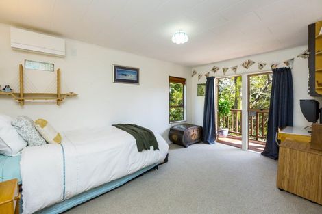 Photo of property in 69 Chatsworth Road, Silverstream, Upper Hutt, 5019
