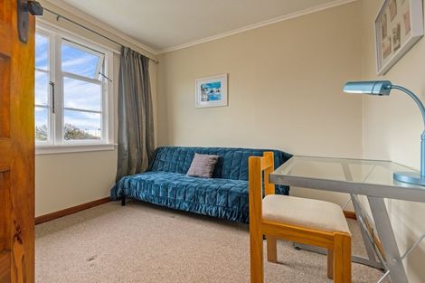 Photo of property in 16 Freyberg Street, Roslyn, Palmerston North, 4414