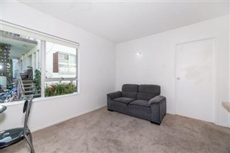 Photo of property in 2/7 Begbie Place, Sandringham, Auckland, 1025