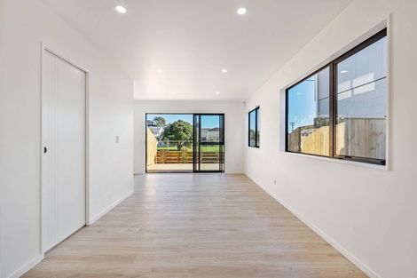 Photo of property in 94b Bay Street, Red Beach, 0932