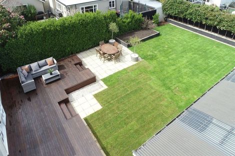 Photo of property in 18 Somerfield Street, Somerfield, Christchurch, 8024