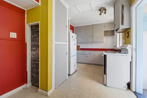 Photo of property in 246 Stent Road, Warea, New Plymouth, 4381