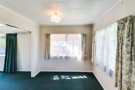 Photo of property in 12 Ted Harpur Place, Onekawa, Napier, 4110