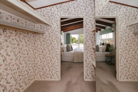 Photo of property in 53 Wikiriwhi Crescent, Awapuni, Palmerston North, 4412