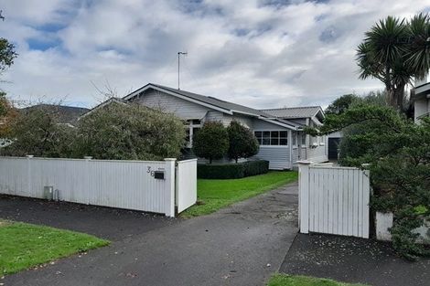 Photo of property in 36 Miro Street, Takaro, Palmerston North, 4410