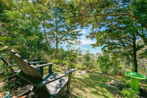 Photo of property in 149 Cornwallis Road, Cornwallis, Auckland, 0604