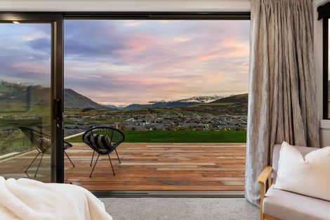 Photo of property in 125 Spur Ridge Rise, Jacks Point, 9371