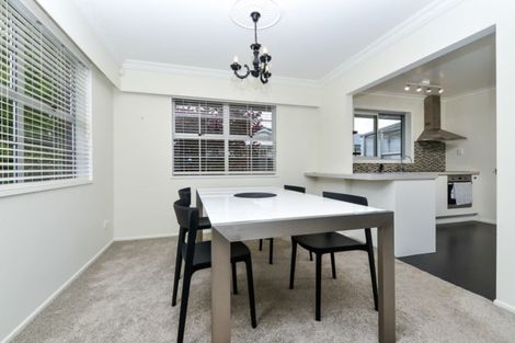 Photo of property in 24 Ranfurly Avenue, Fairfield, Hamilton, 3214